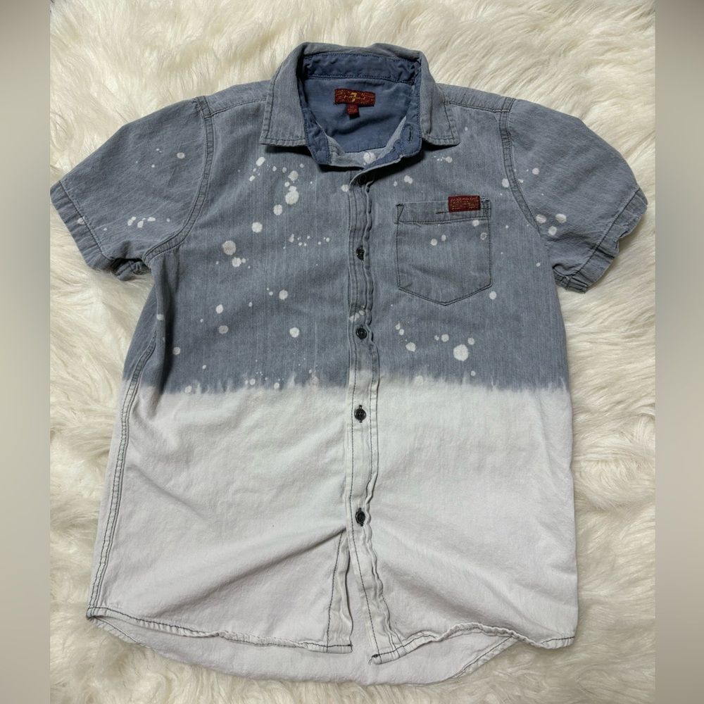 7 for all Mankind Acid Wash Button Up Top size Boys’ Medium